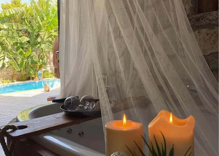 The Passion Alacati מלון