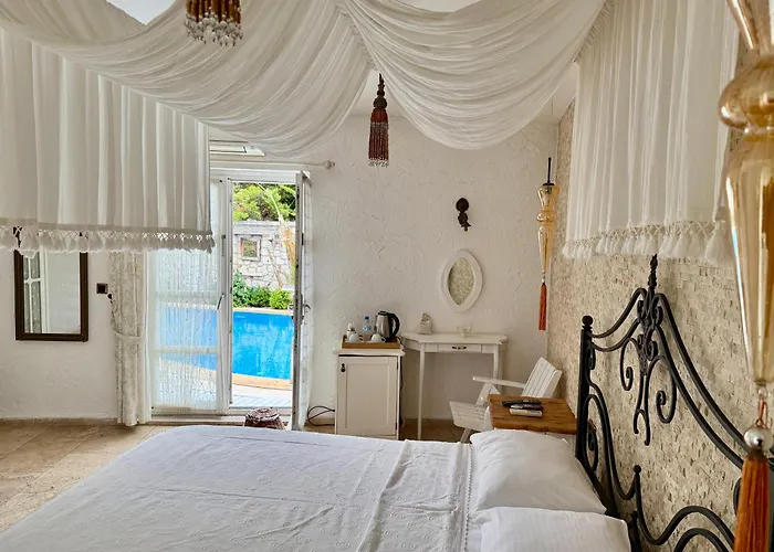 The Passion Alacati מלון 5*